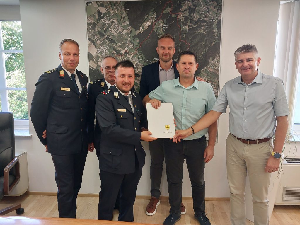 Podpis pogodbe novega podvozja